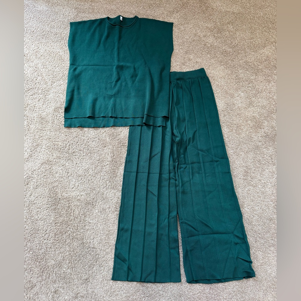 Women’s Knit Sweater Lounge Set - Picture 2 of 8